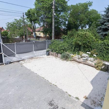 Hi-Bp Garden City Batsanyi Tiny House Near The City Train With Free Parking Budapest Ngoại thất bức ảnh